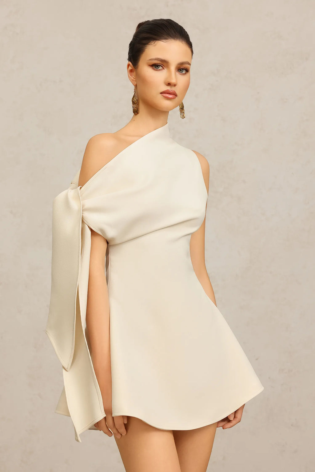 Rebeca One Shoulder