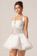 The Chic White